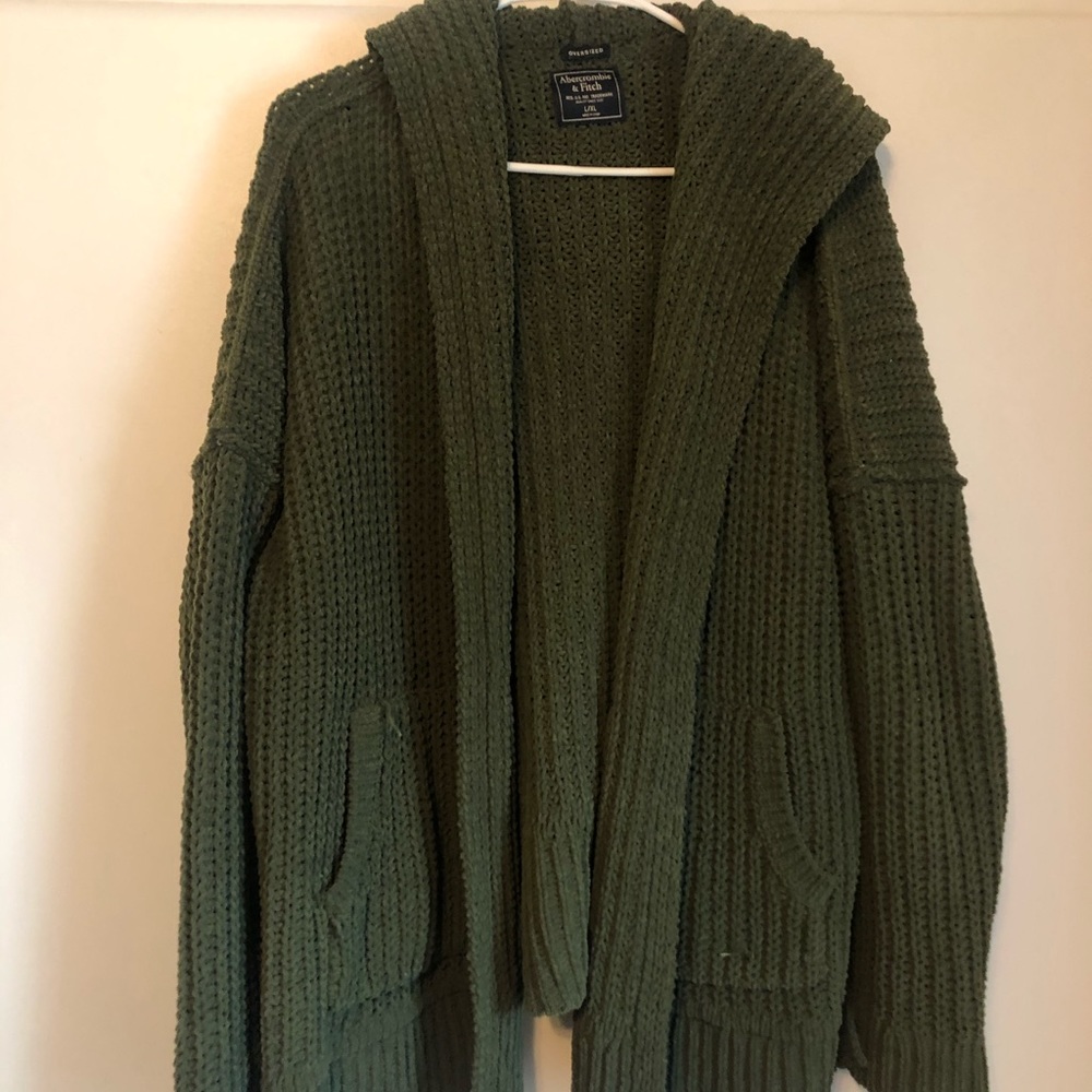 Thick abercrombie green cardigan